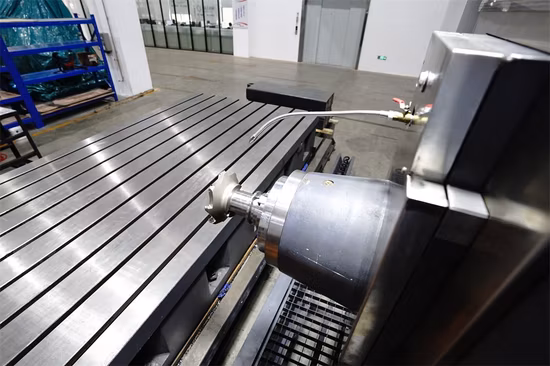 20-Tonnen-Metallschneidwerkzeuge Gooda Hersteller 5-Achsen-CNC-Bohrmaschine