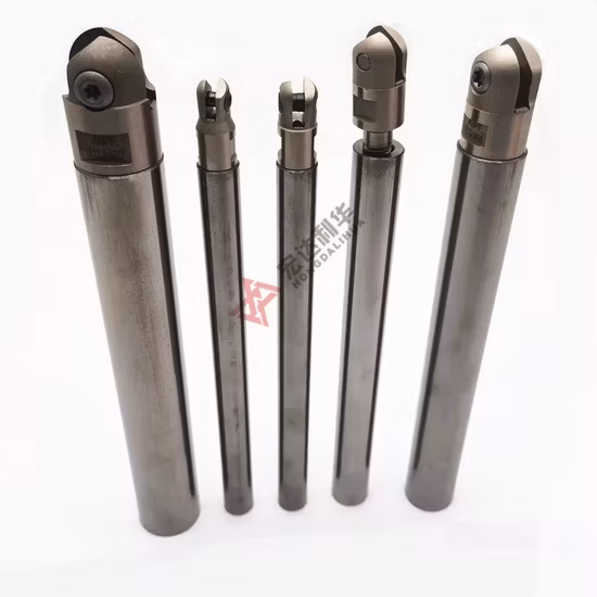 95° Mini-Wendeschneidplatten-Bohrstangensatz aus Hartmetall, einschließlich 2 Stück 91° und 2 Stück 95° Bohrstangenhalter mit 12 mm Schaft und passendem Schraubenschlüssel.